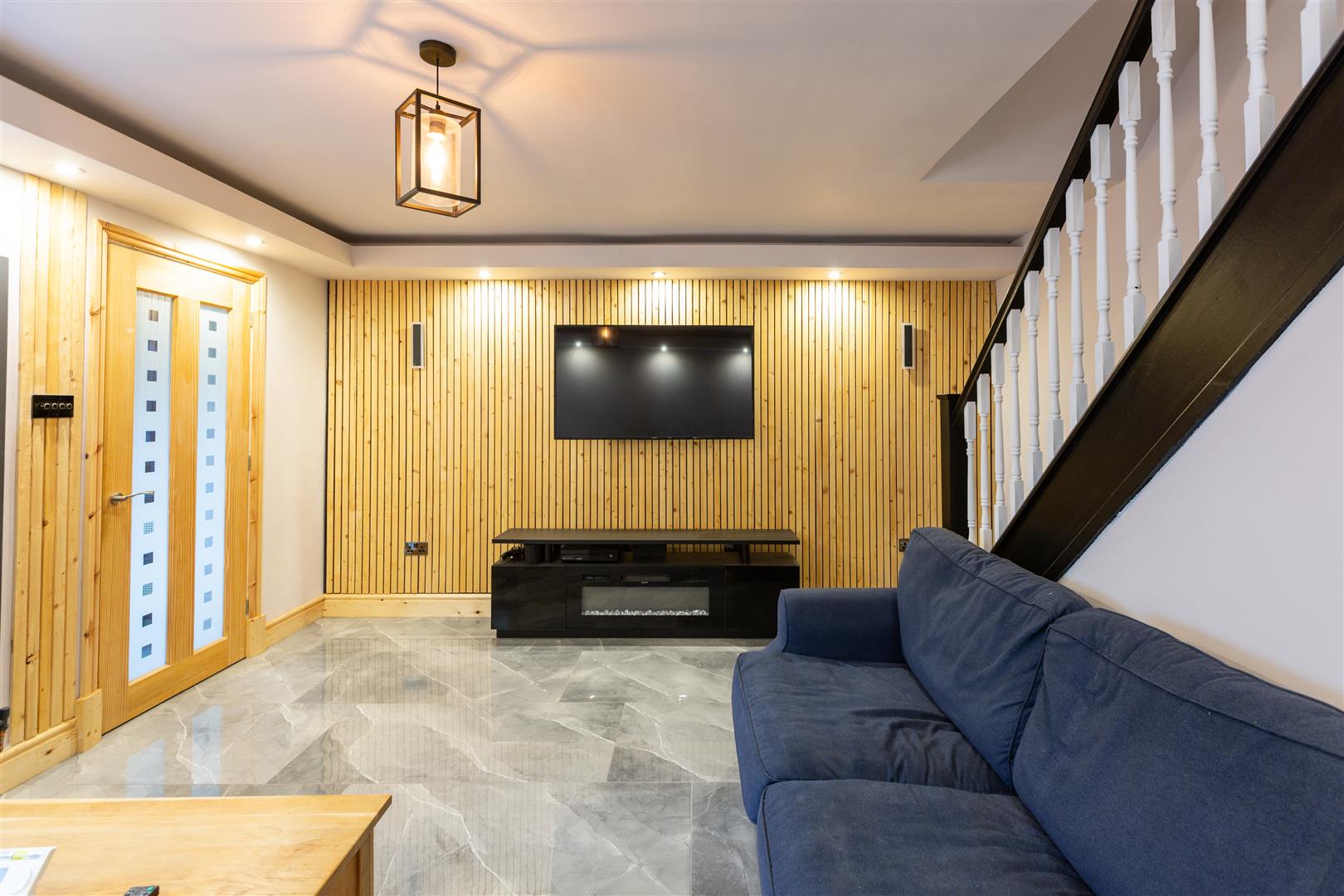 Carmarthen Road, Cwmdu, Swansea, SA5 8LL